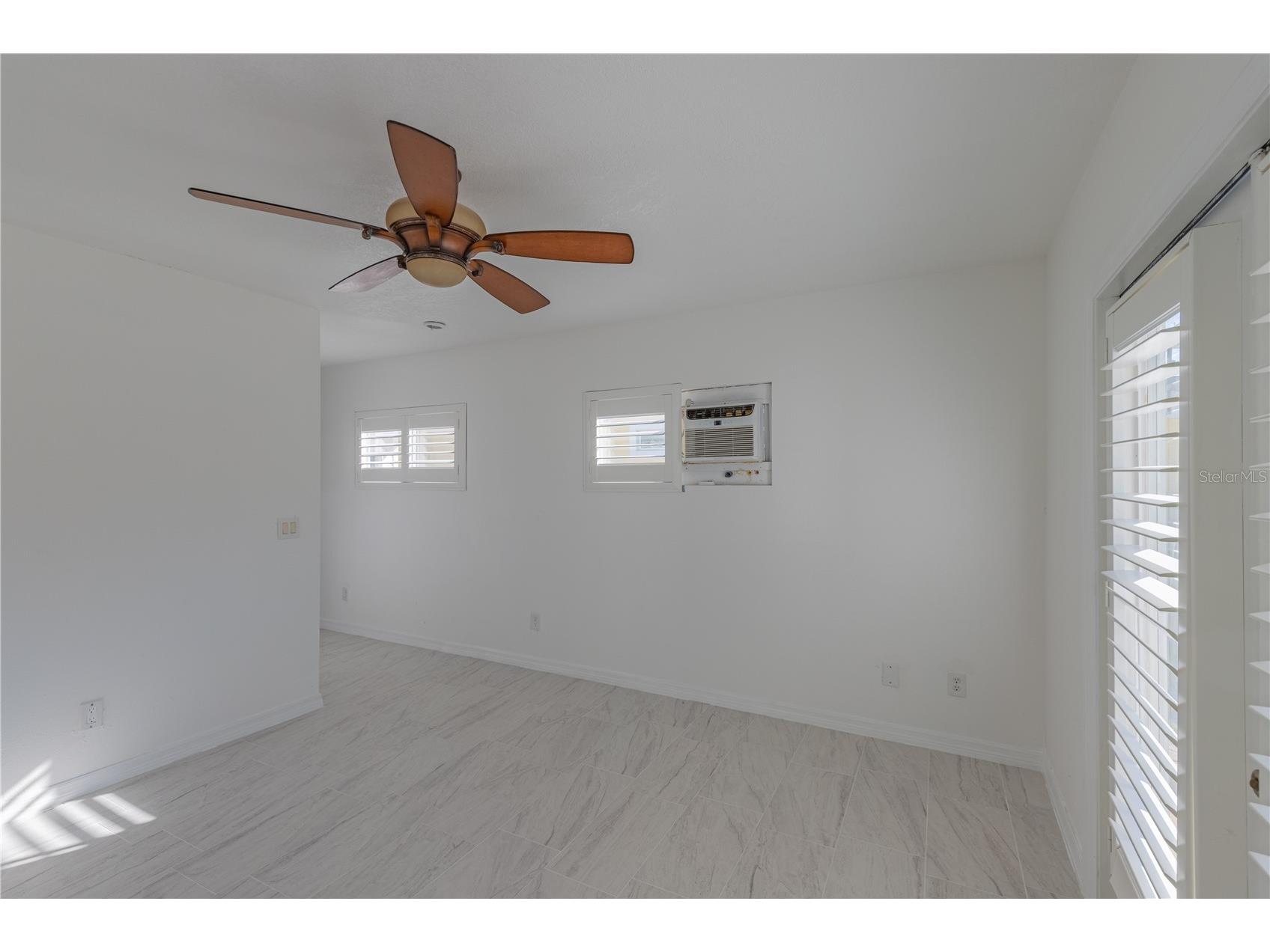 944 Bruce Avenue Clearwater Beach FL 33767 TB8465912 image23