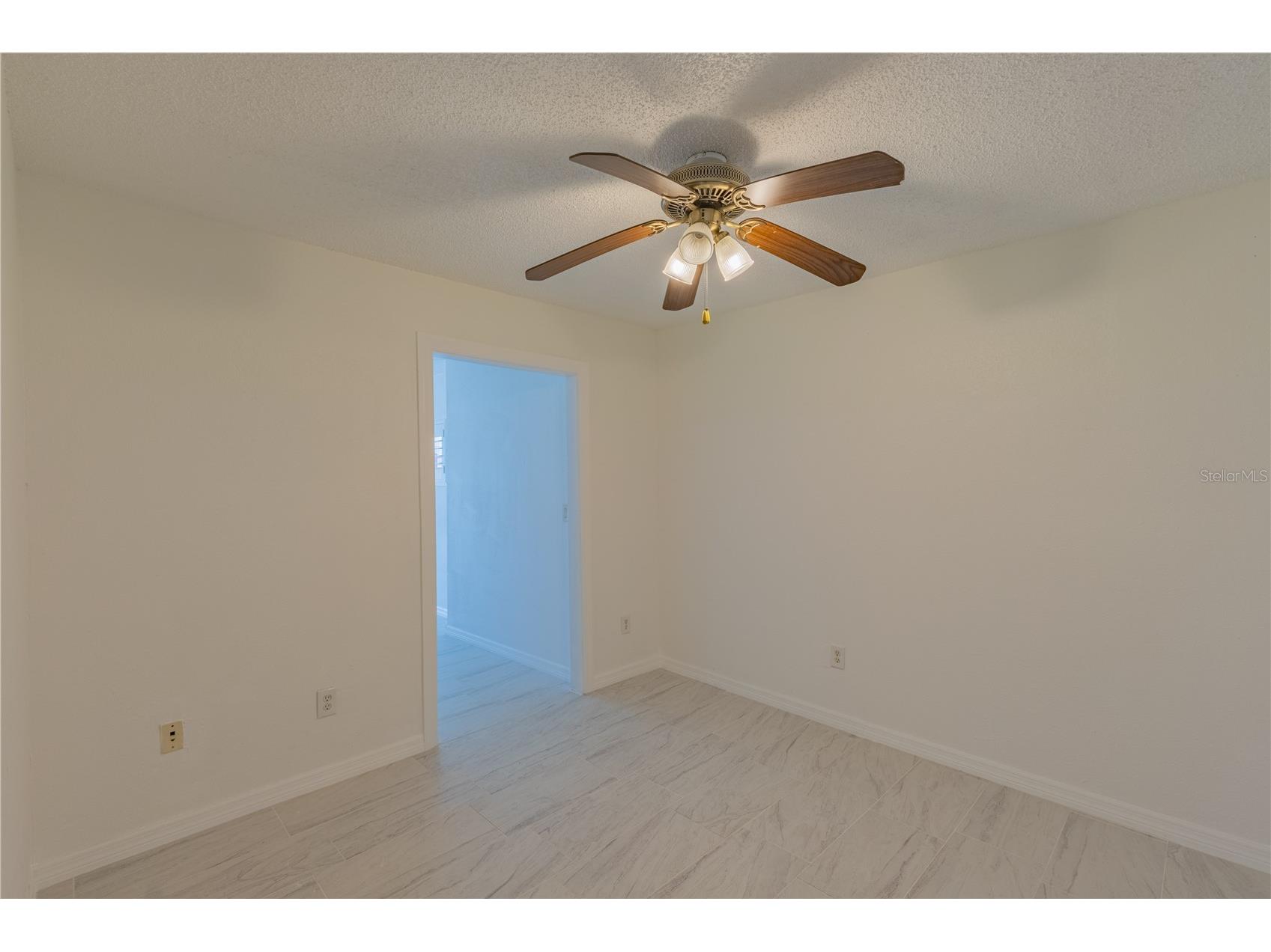 944 Bruce Avenue Clearwater Beach FL 33767 TB8465912 image24