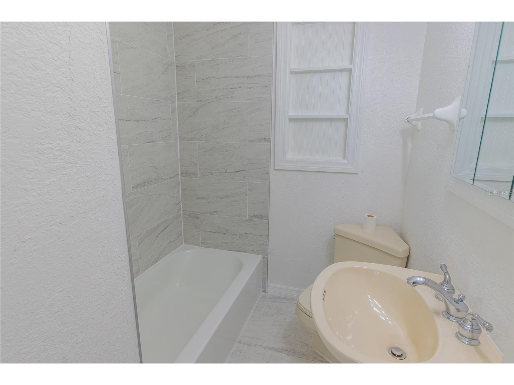 944 Bruce Avenue Clearwater Beach FL 33767 TB8465912 image29