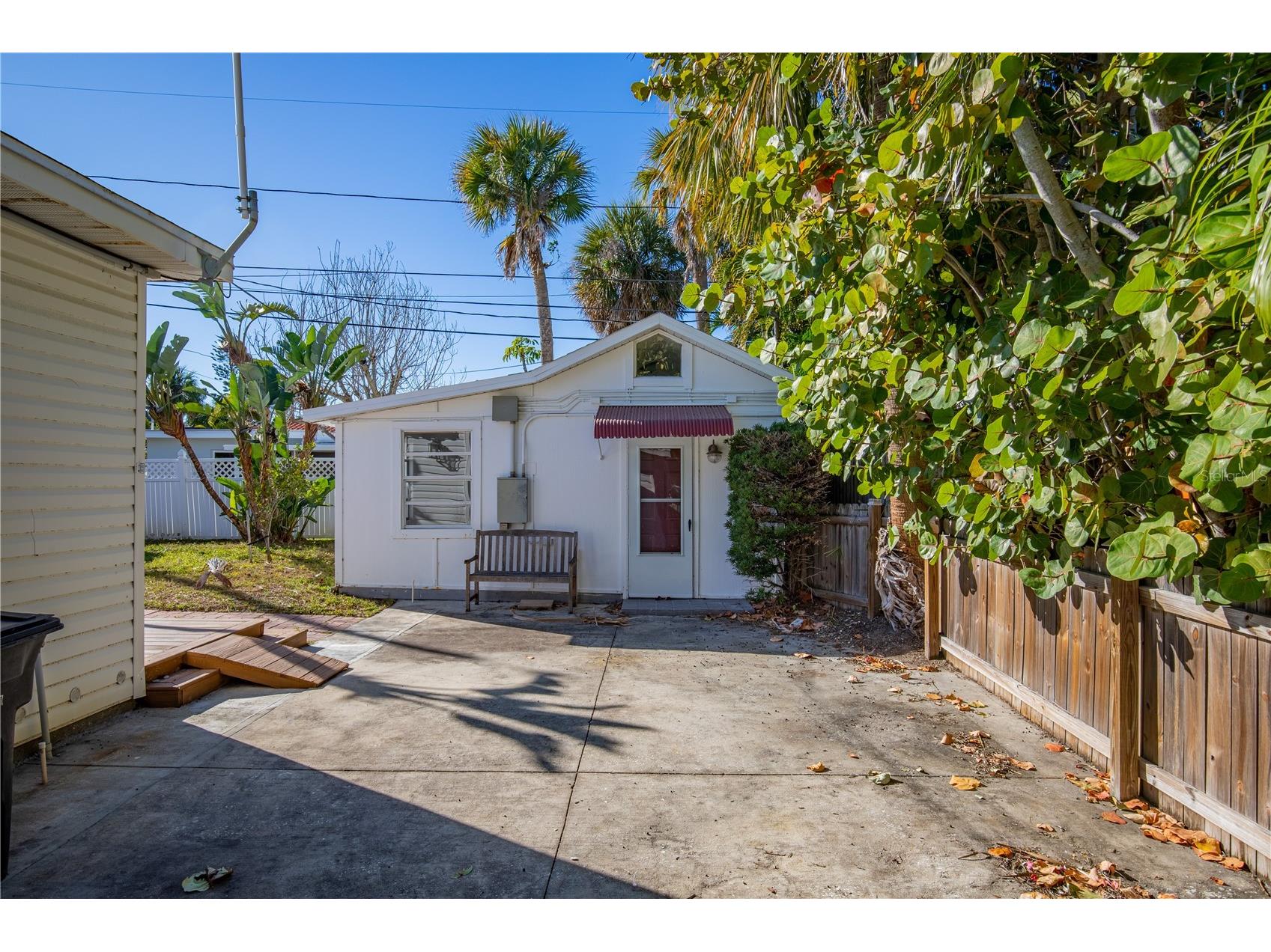 944 Bruce Avenue Clearwater Beach FL 33767 TB8465912 image33