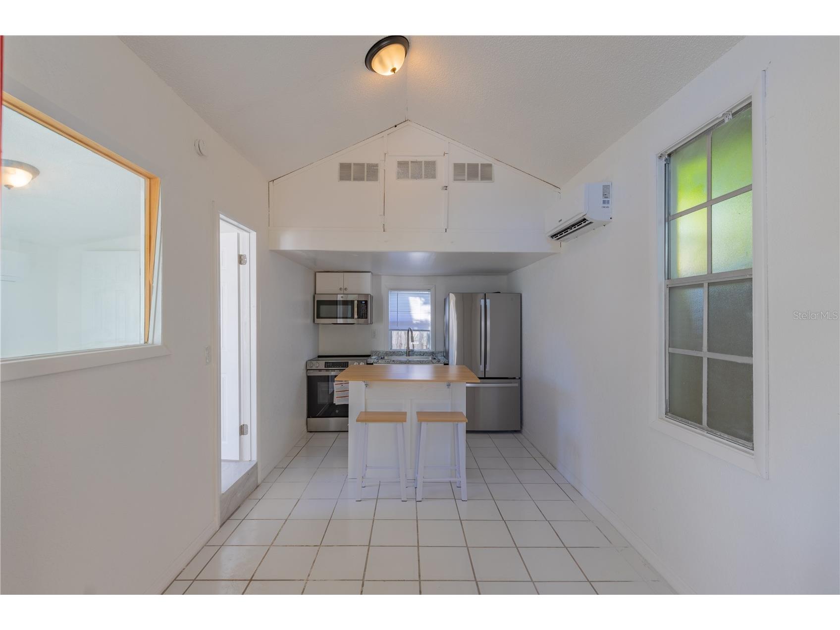 944 Bruce Avenue Clearwater Beach FL 33767 TB8465912 image35