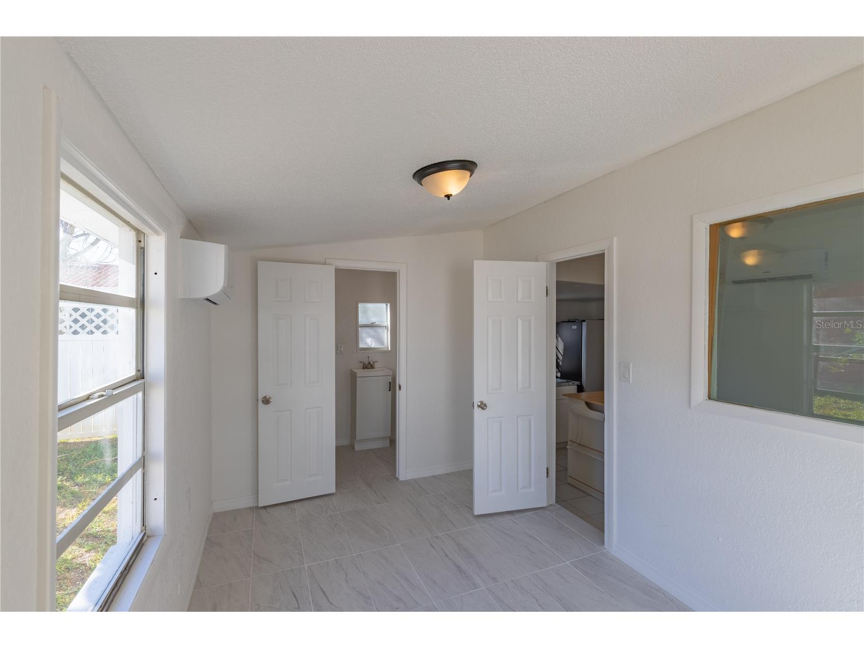 944 Bruce Avenue Clearwater Beach FL 33767 TB8465912 image37