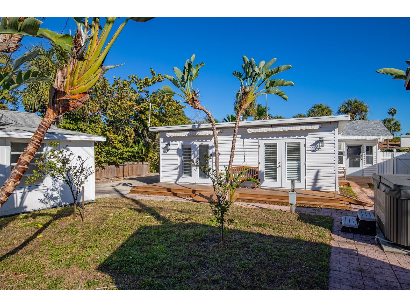 944 Bruce Avenue Clearwater Beach FL 33767 TB8465912 image50