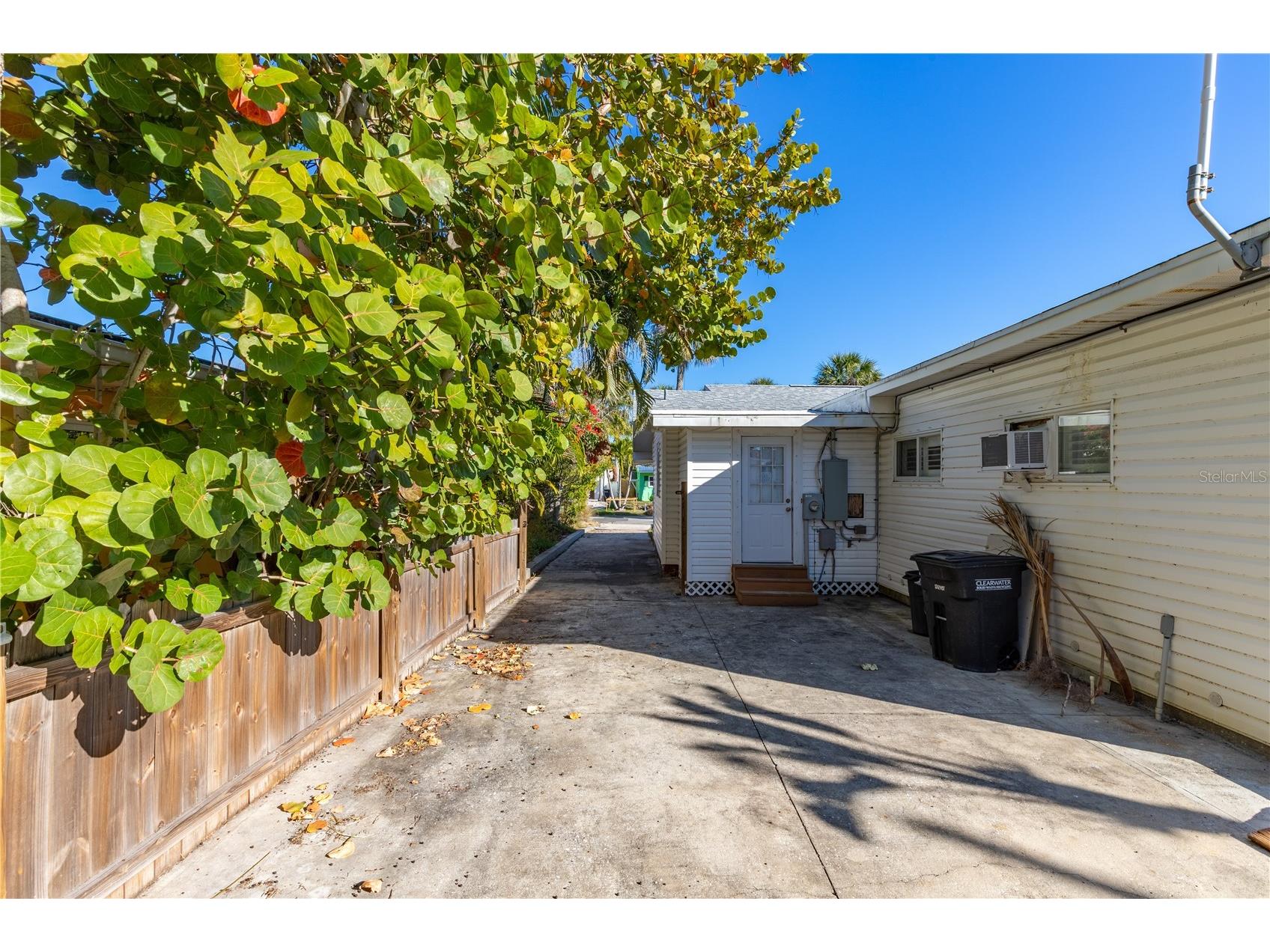 944 Bruce Avenue Clearwater Beach FL 33767 TB8465912 image52