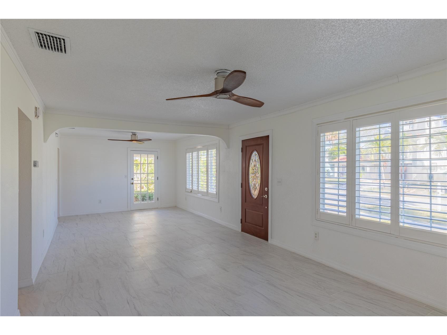 944 Bruce Avenue Clearwater Beach FL 33767 TB8465912 image8