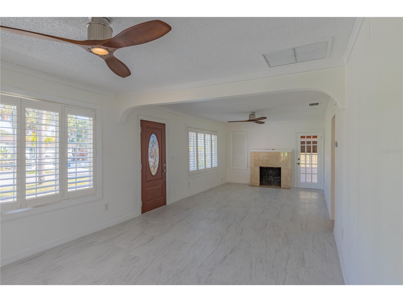 944 Bruce Avenue Clearwater Beach FL 33767 TB8465912 image9