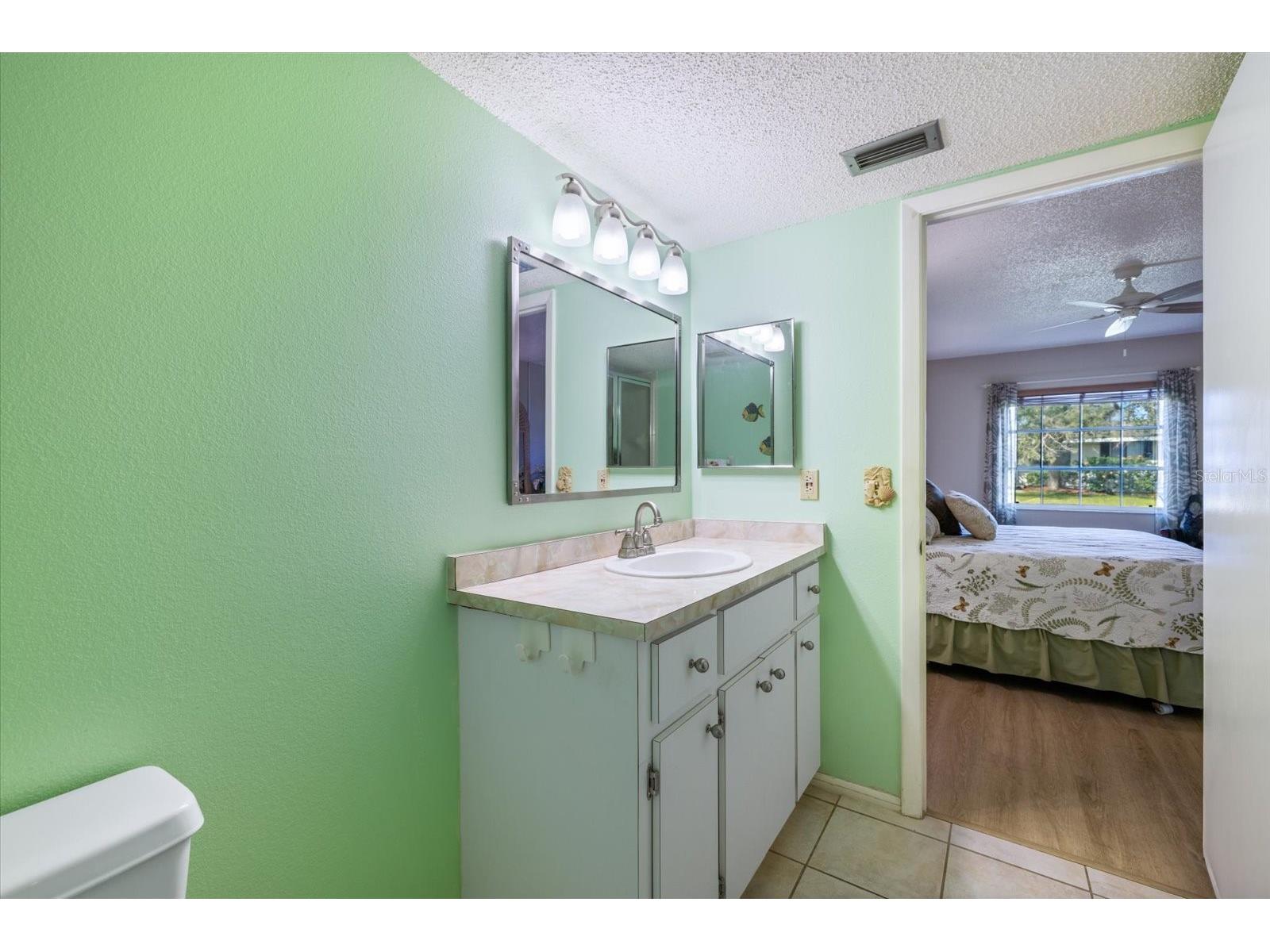 944 Capri Isles Boulevard #103 Venice FL 34292 N6141174 image24