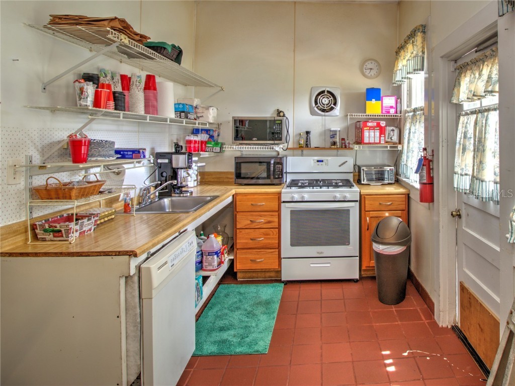 944 E Silver Springs Boulevard Ocala FL 34470 OM702846 image18