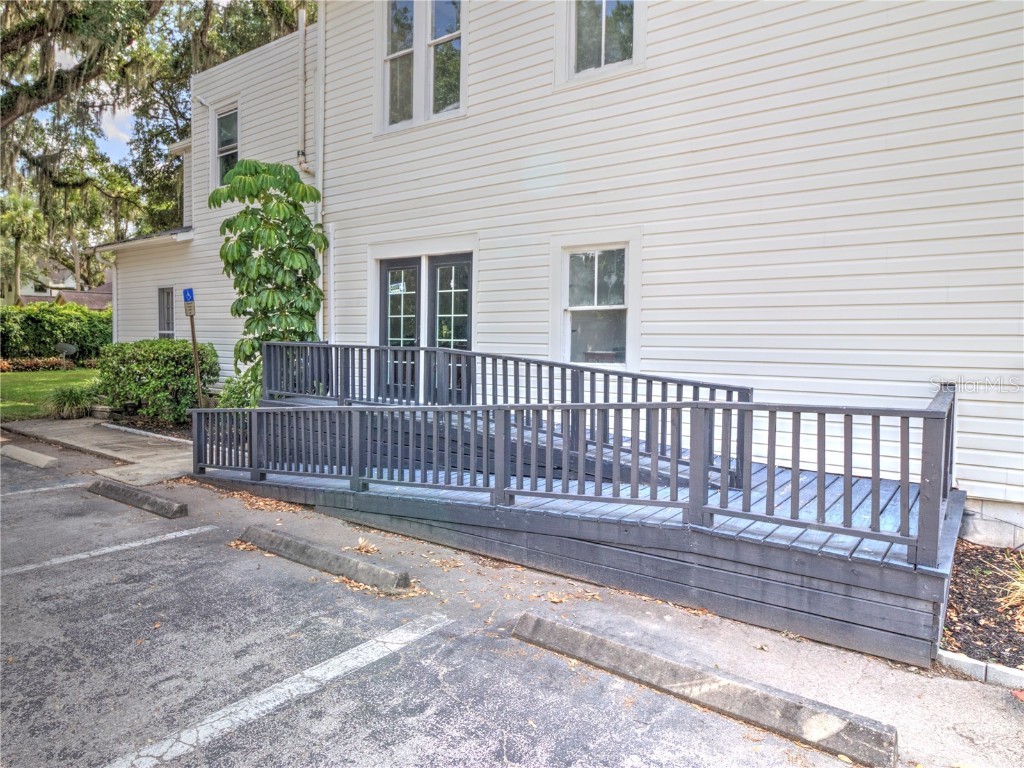 944 E Silver Springs Boulevard Ocala FL 34470 OM702846 image3