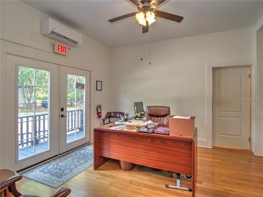 944 E Silver Springs Boulevard Ocala FL 34470 OM702846 image8