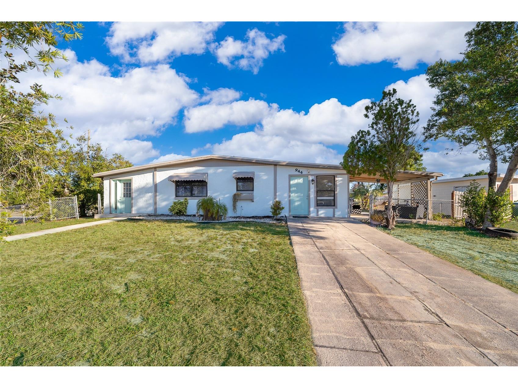 944 Halstead Street Deltona FL 32725 S5140866 image1