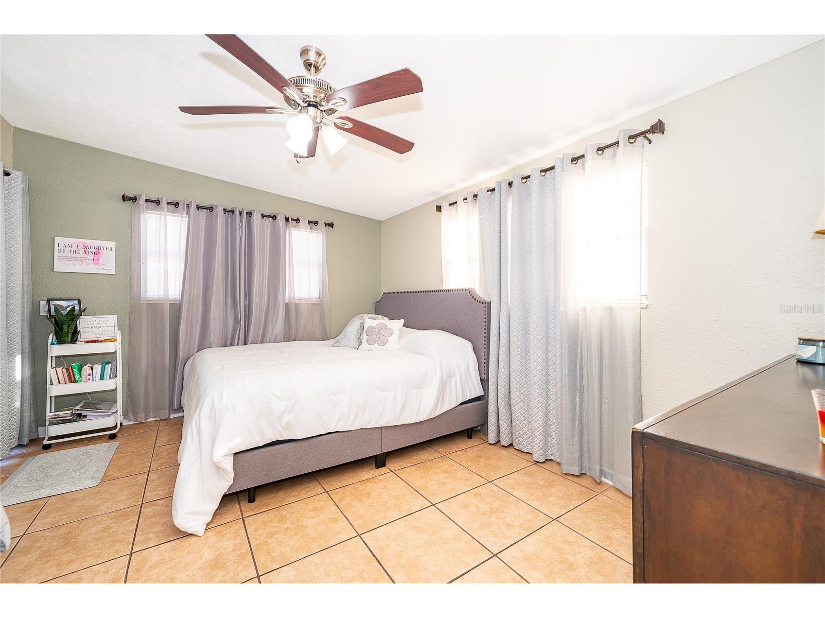 944 Halstead Street Deltona FL 32725 S5140866 image13
