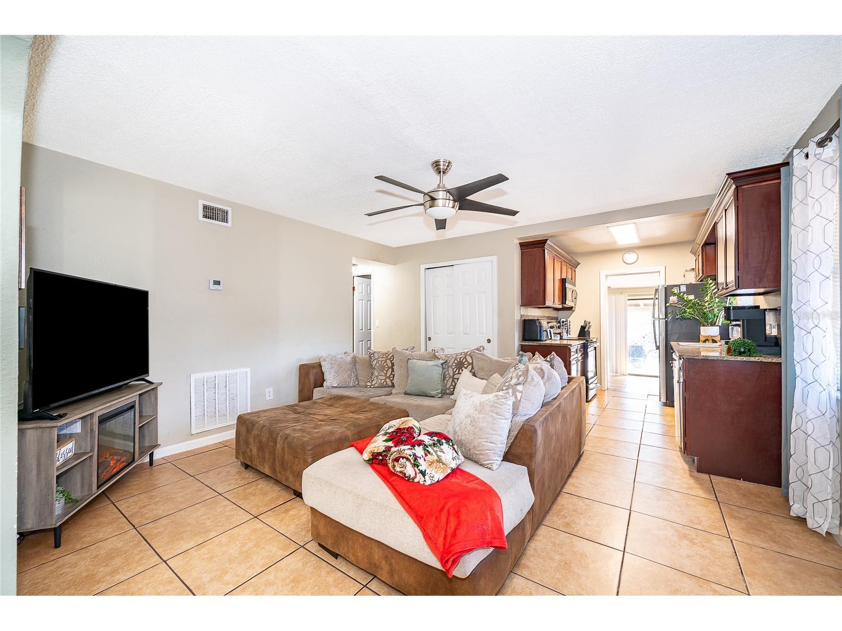 944 Halstead Street Deltona FL 32725 S5140866 image21