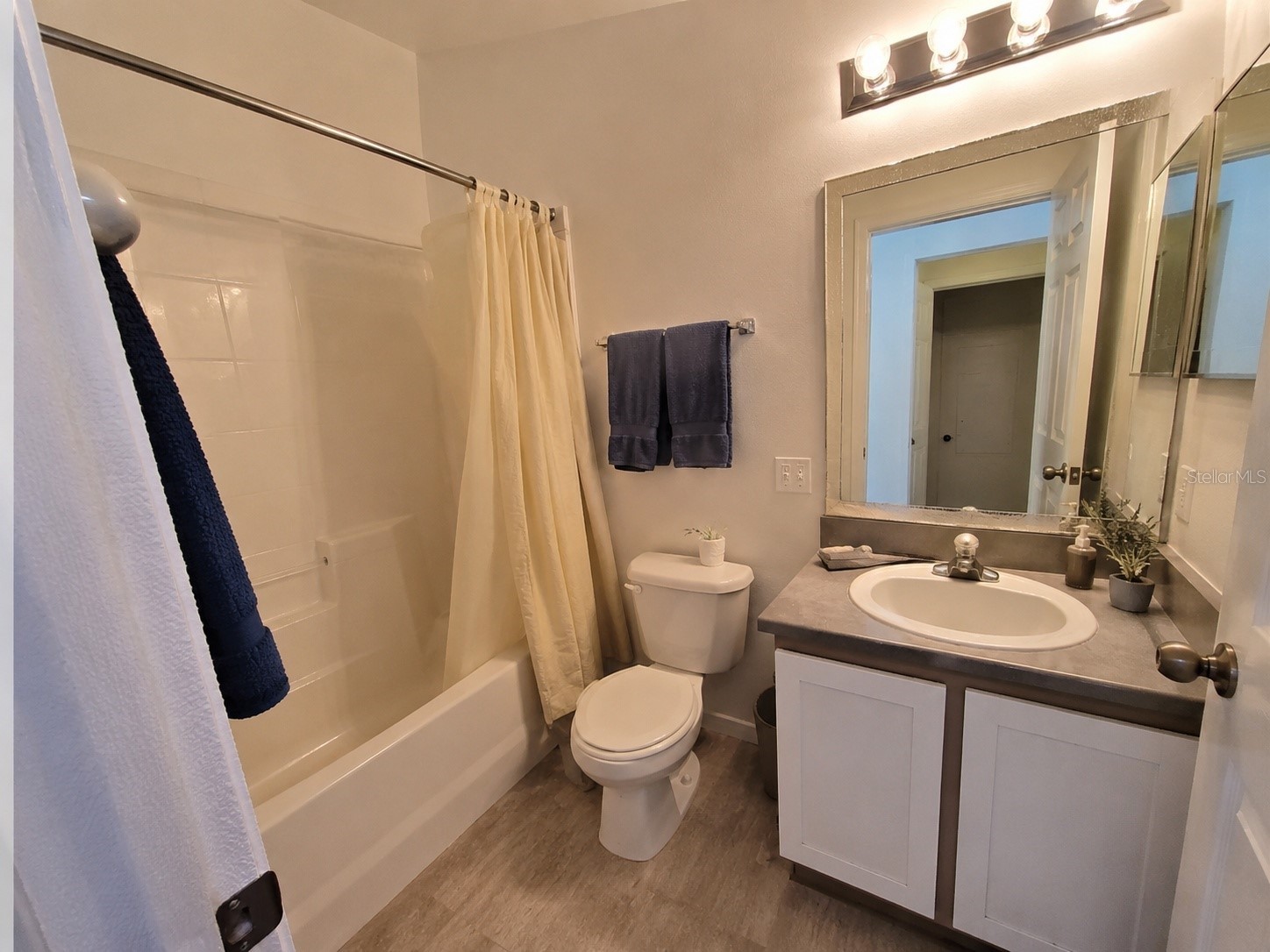 944 Lockbreeze Drive Davenport FL 33897 O6411824 image3