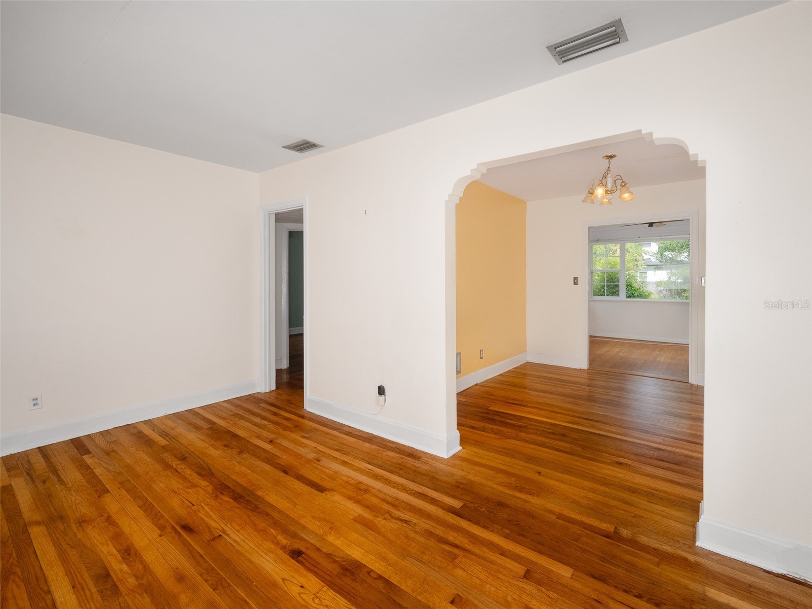 944 N Shine Avenue Orlando FL 32803 O6407523 image3