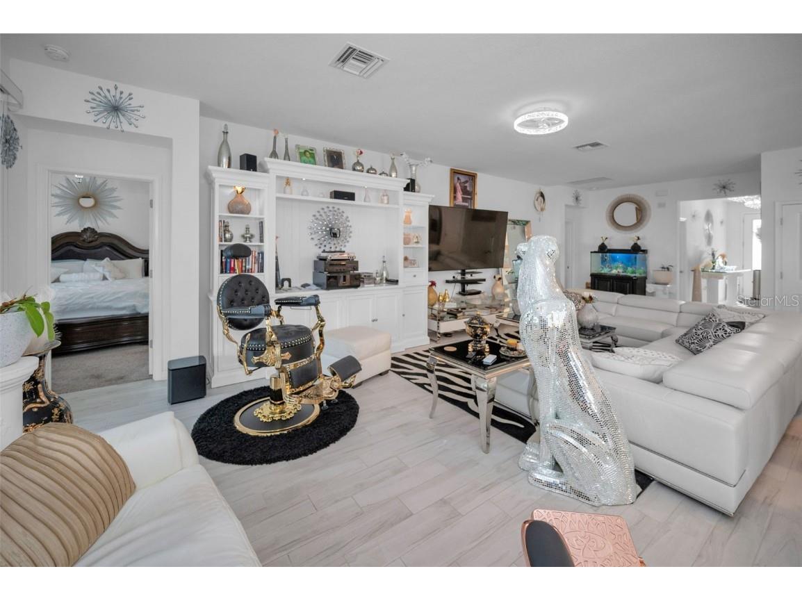 944 Old Windsor Way Spring Hill FL 34609 TB8432397 image12