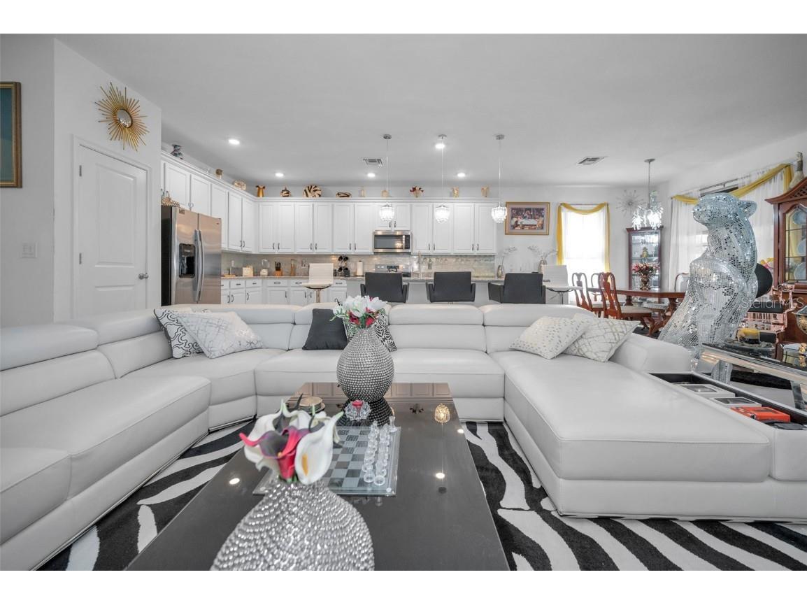 944 Old Windsor Way Spring Hill FL 34609 TB8432397 image13