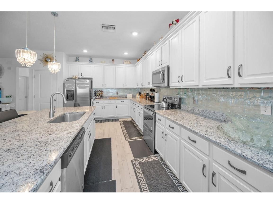 944 Old Windsor Way Spring Hill FL 34609 TB8432397 image17