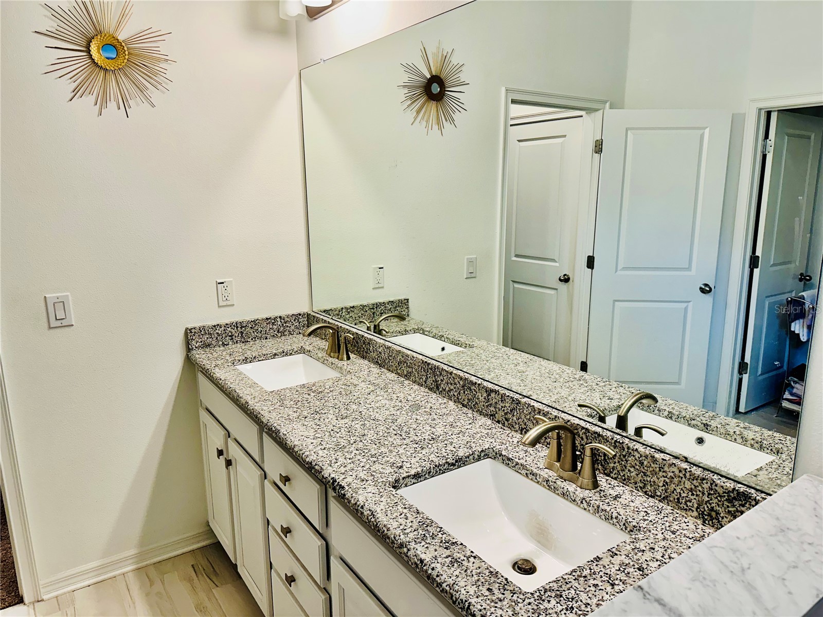 944 Old Windsor Way Spring Hill FL 34609 TB8508275 image15