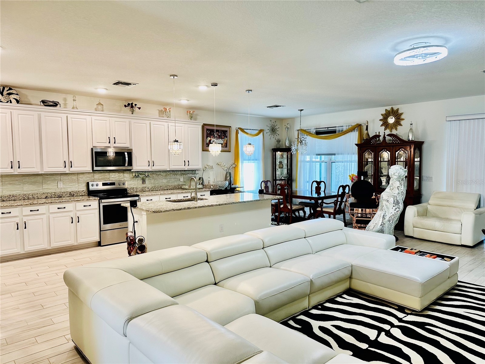 944 Old Windsor Way Spring Hill FL 34609 TB8508275 image3