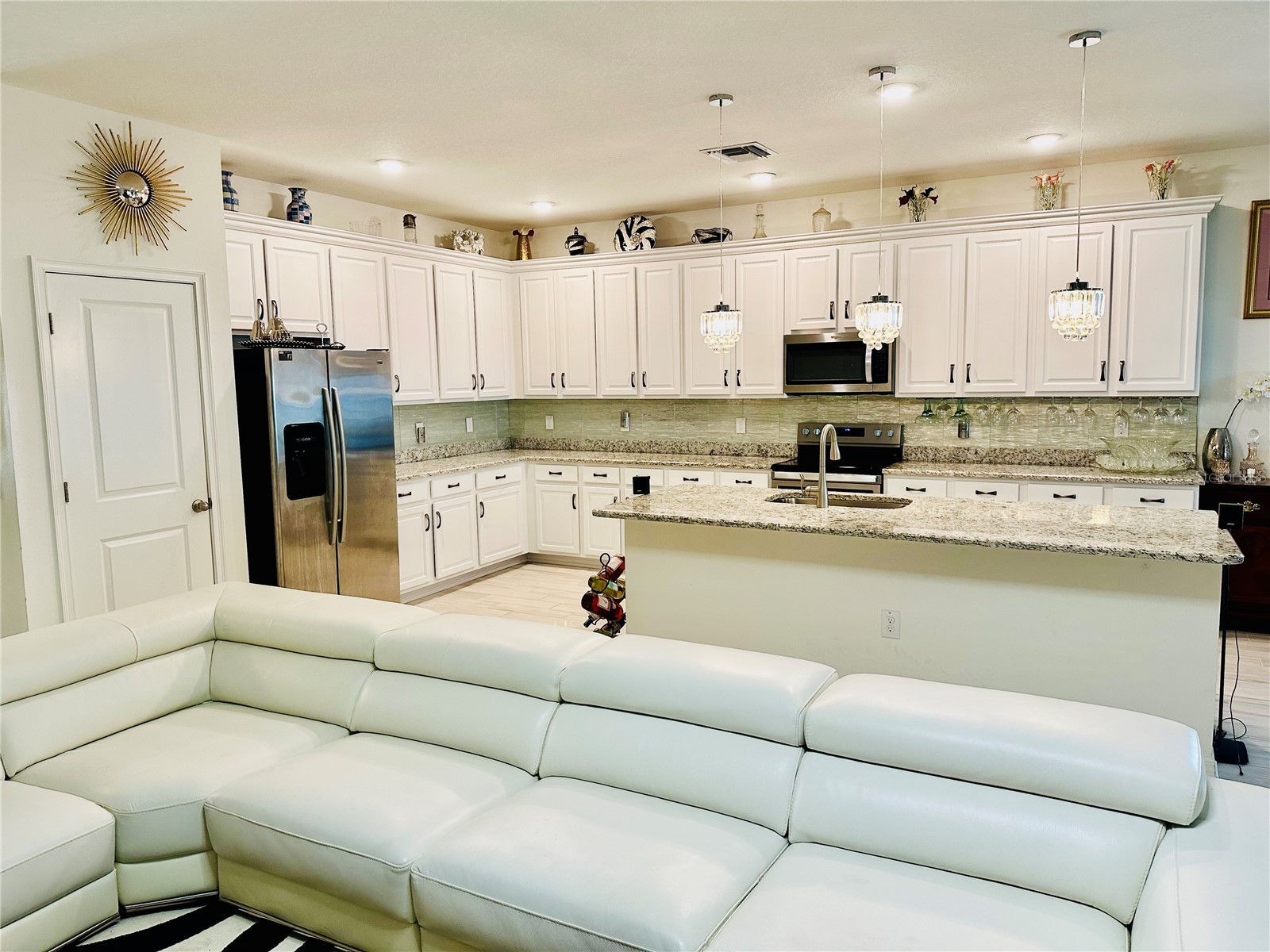 944 Old Windsor Way Spring Hill FL 34609 TB8508275 image6