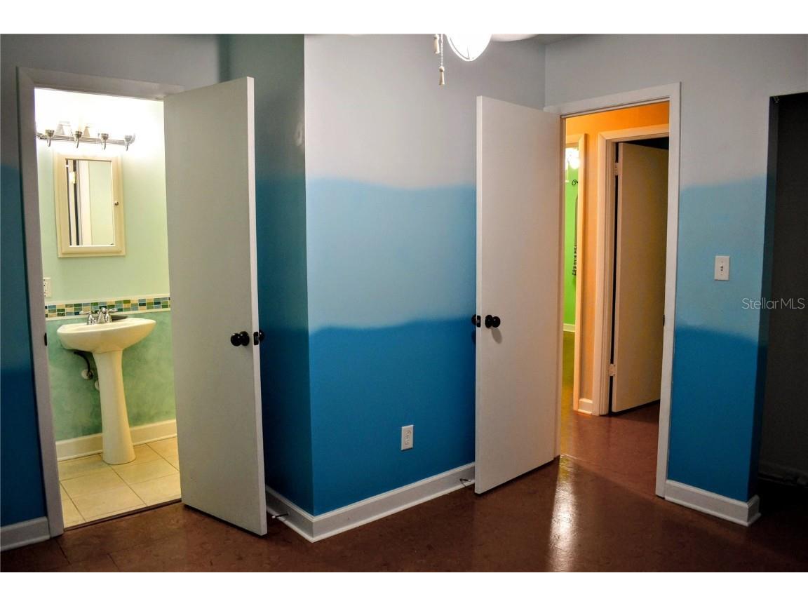 9440 50th Way N Pinellas Park FL 33782 TB8445920 image16