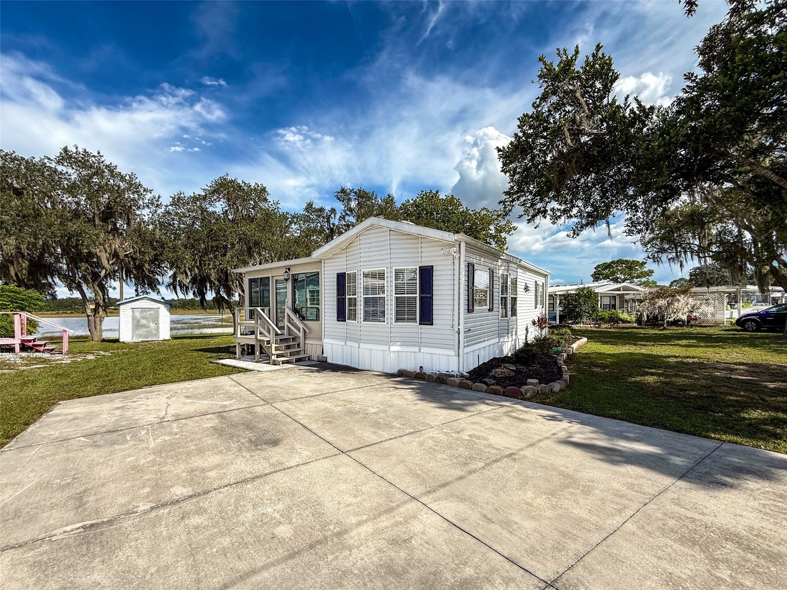 9440 Cougar Drive Weeki Wachee FL 34613 W7878960 image8