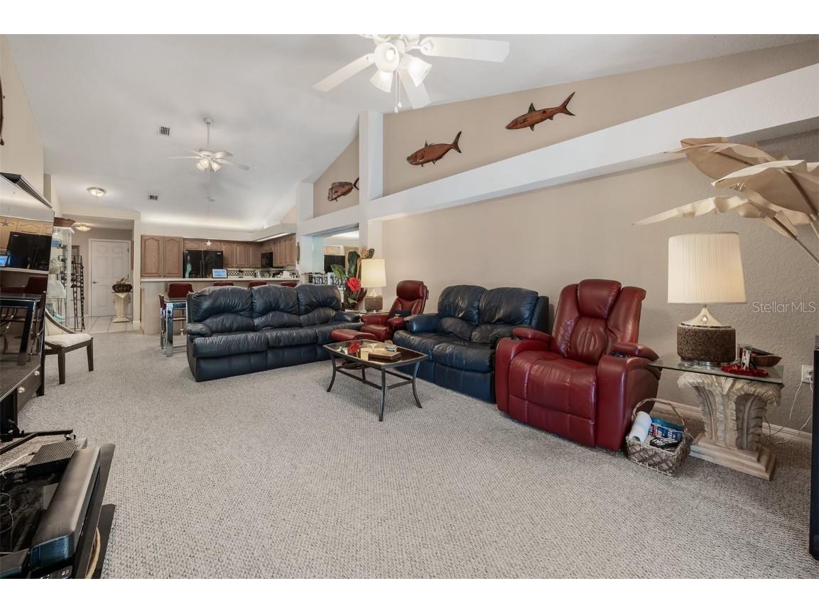 9443 Burnam Drive Weeki Wachee FL 34613 A4632307 image4