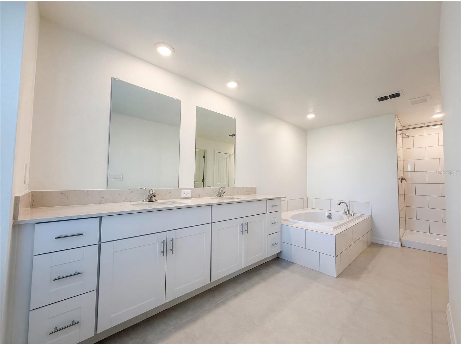 9443 Gulf Shore Terrace Parrish FL 34219 O6392124 image17