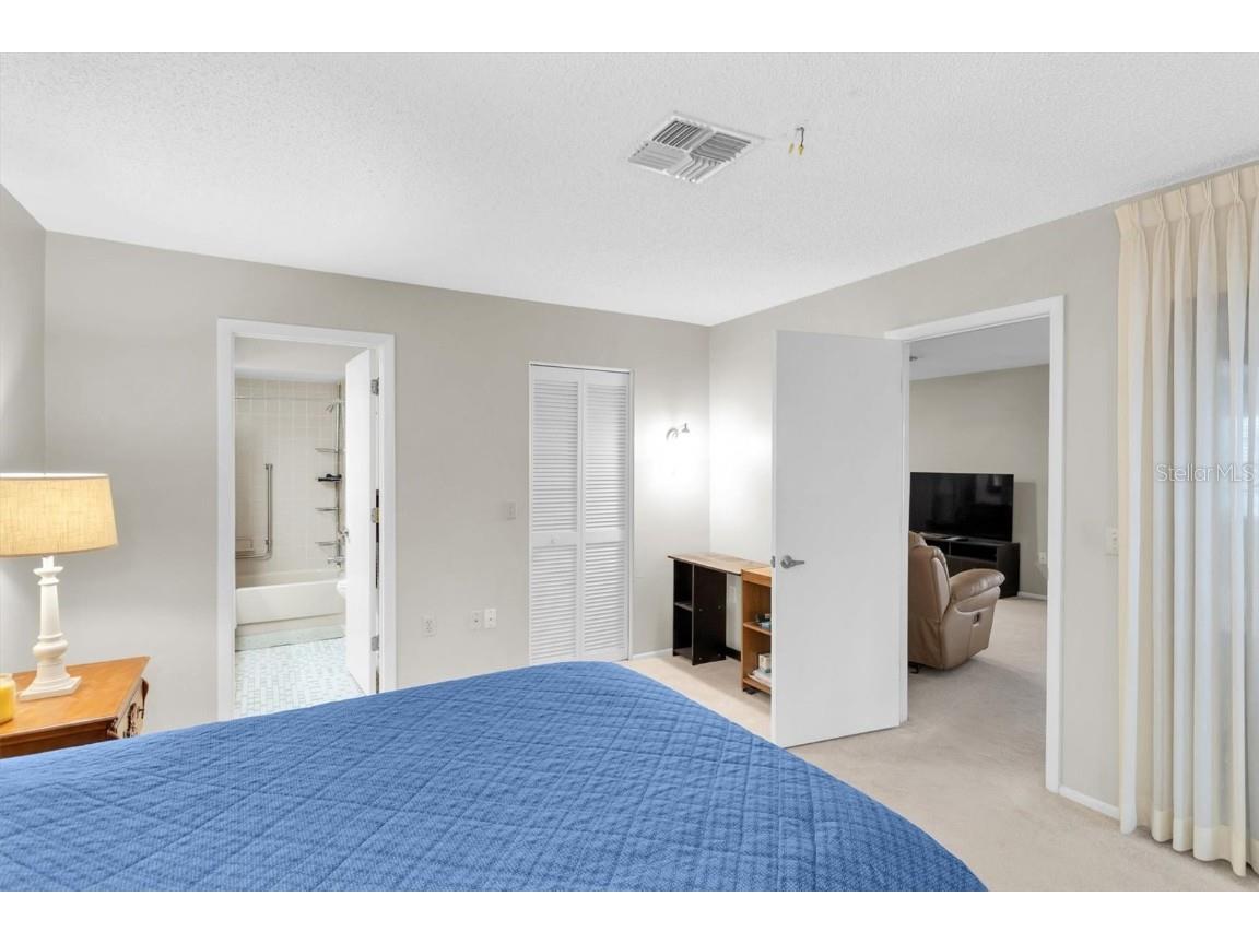 9444 Rockbridge Circle New Port Richey FL 34655 W7878391 image14