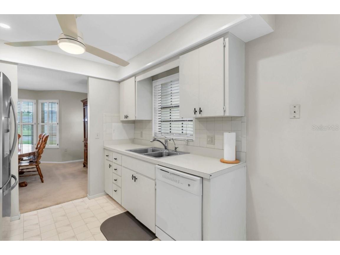 9444 Rockbridge Circle New Port Richey FL 34655 W7878391 image8