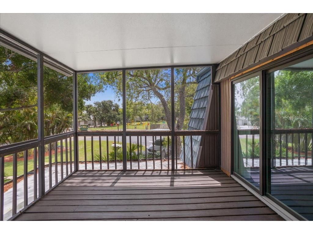 9444 Tradewinds Avenue Seminole FL 33776 TB8416923 image16