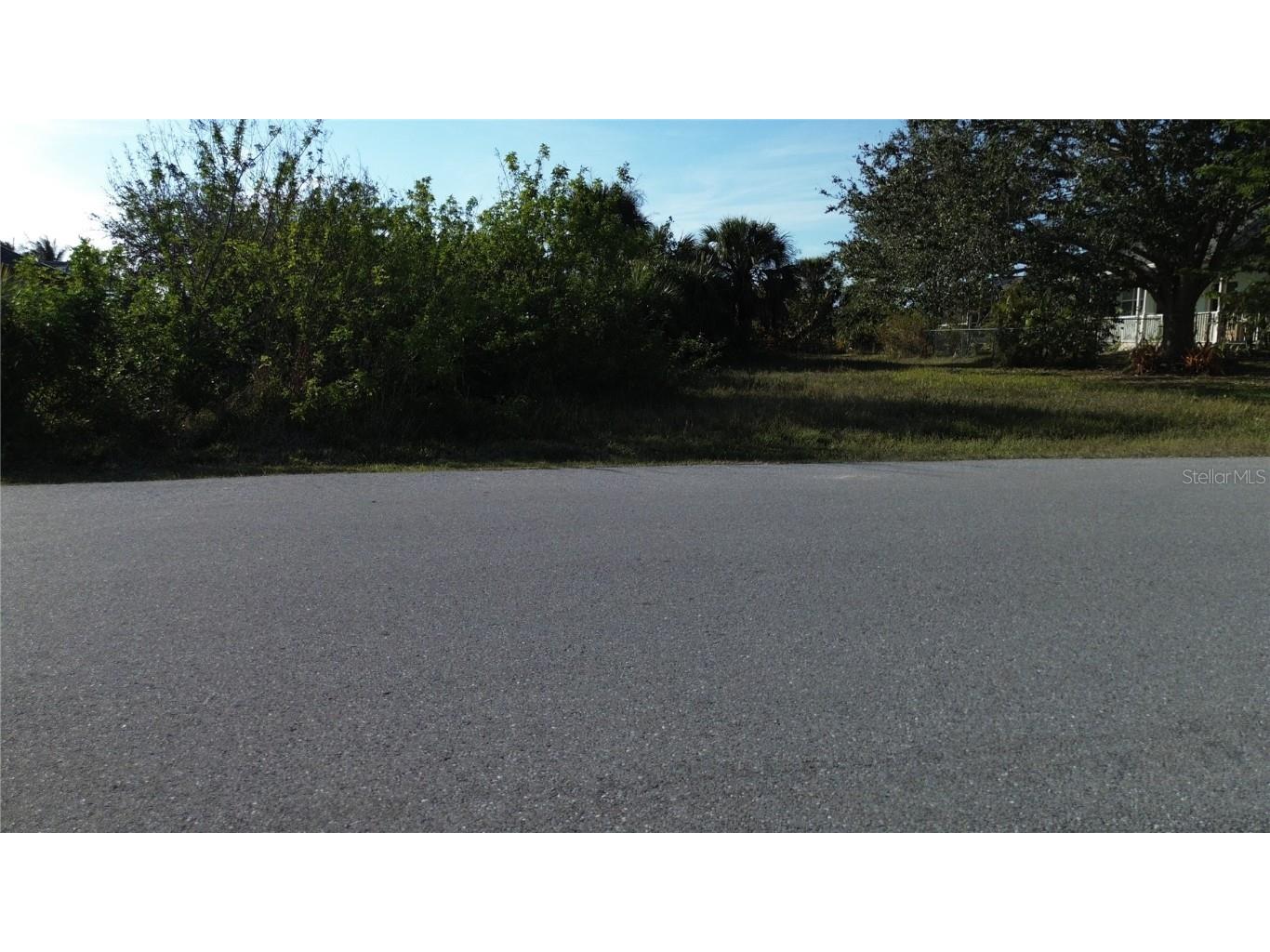 9445 Arnaz Circle Port Charlotte FL 33981 C7504670 image1