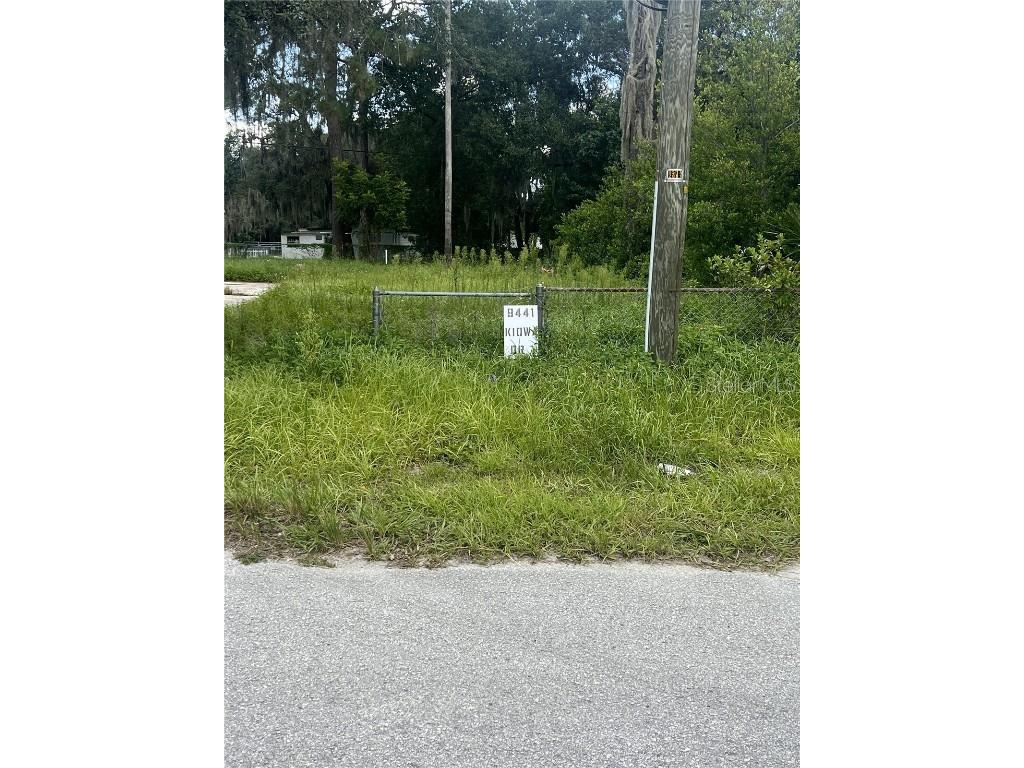 9445 Kiowa Drive New Port Richey FL 34654 W7867482 image1