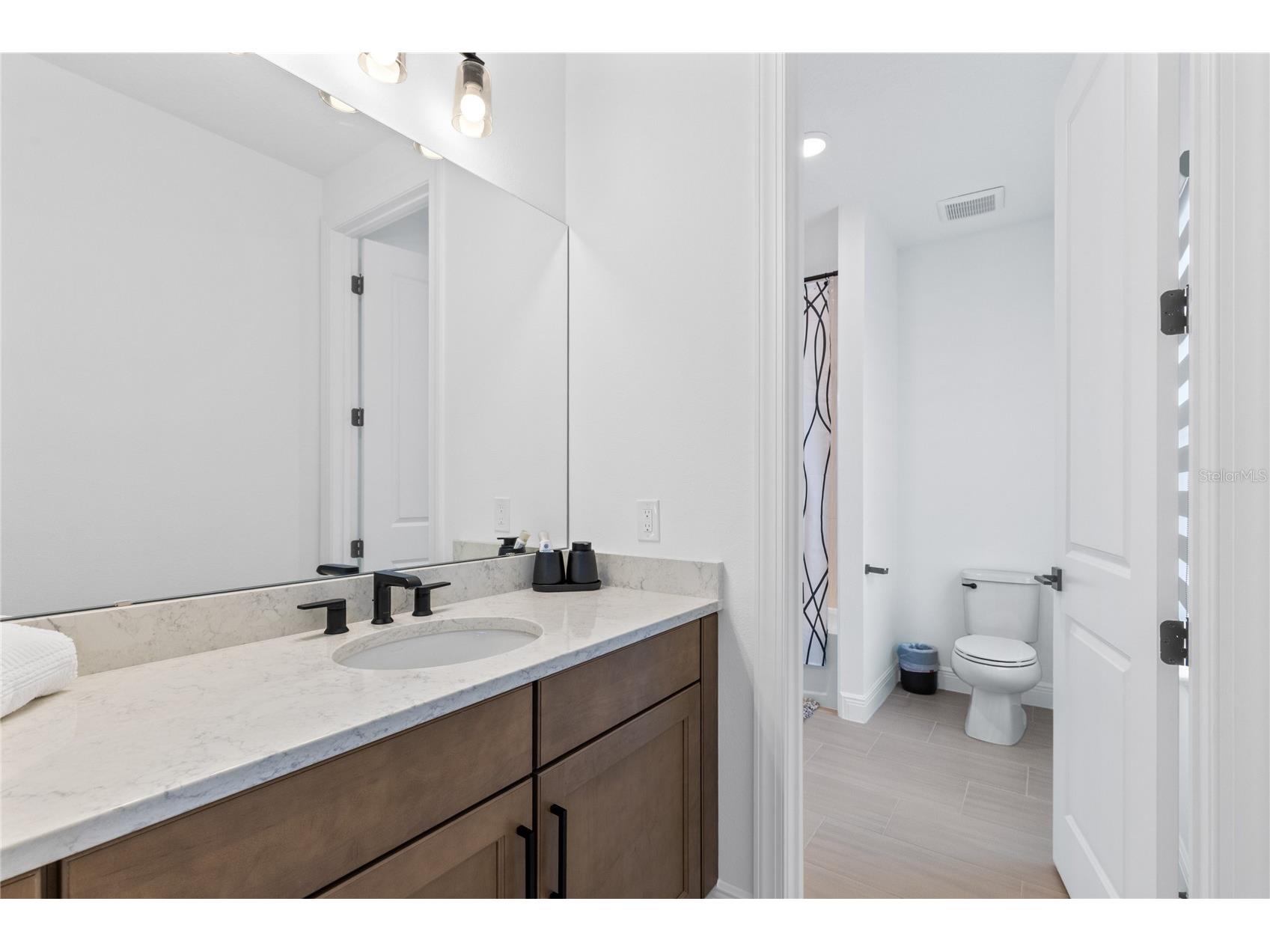 9445 Santorini Drive Orlando FL 32827 O6427087 image39