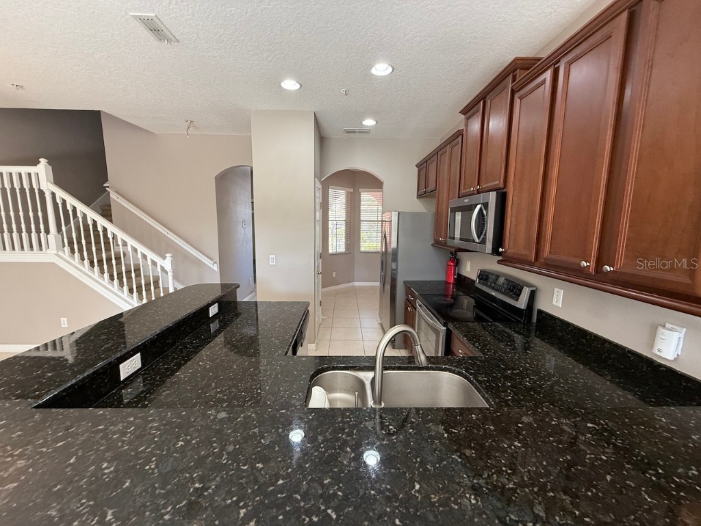 9446 Silver Buttonwood Street Orlando FL 32832 O6346181 image5