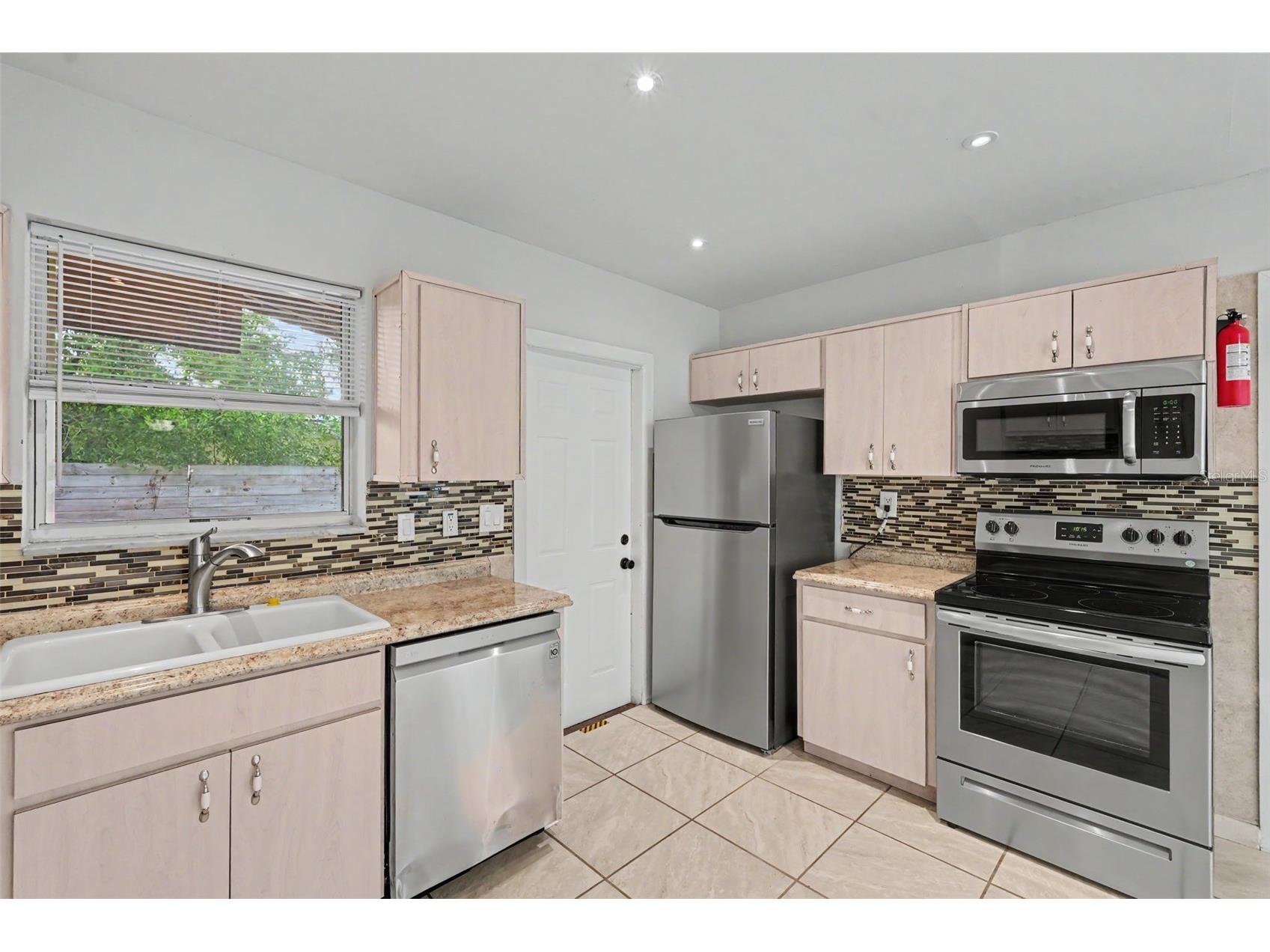 9447 N Milam Way Citrus Springs FL 34434 TB8530602 image30
