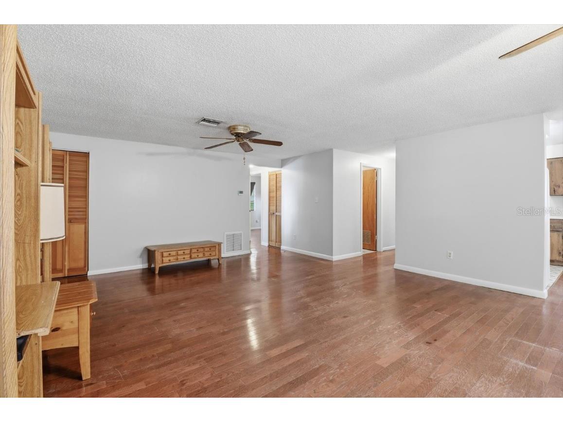 9447 SE 140th Place #1 Summerfield FL 34491 OM712797 image17