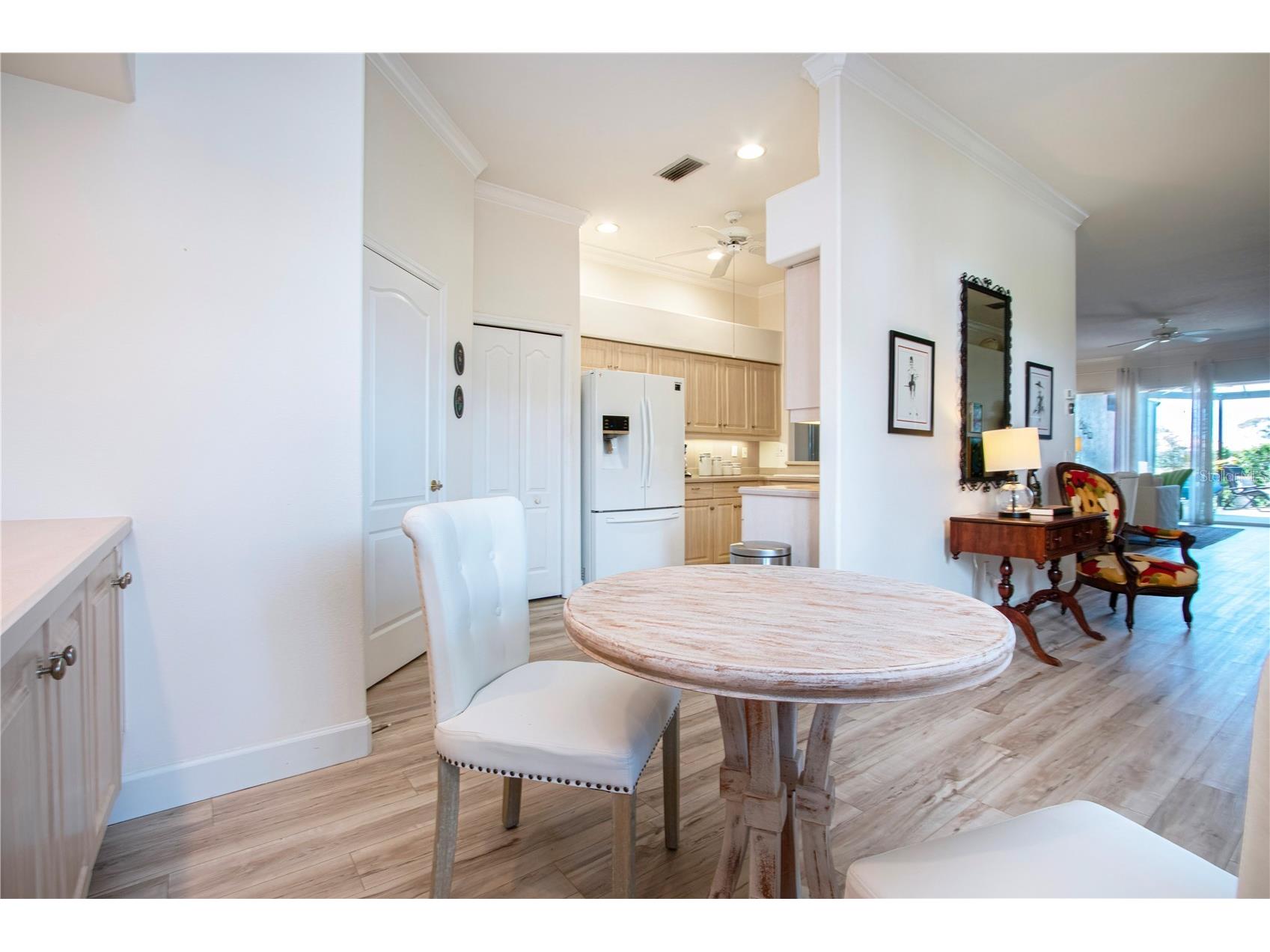 9448 Forest Hills Circle Sarasota FL 34238 TB8484374 image21