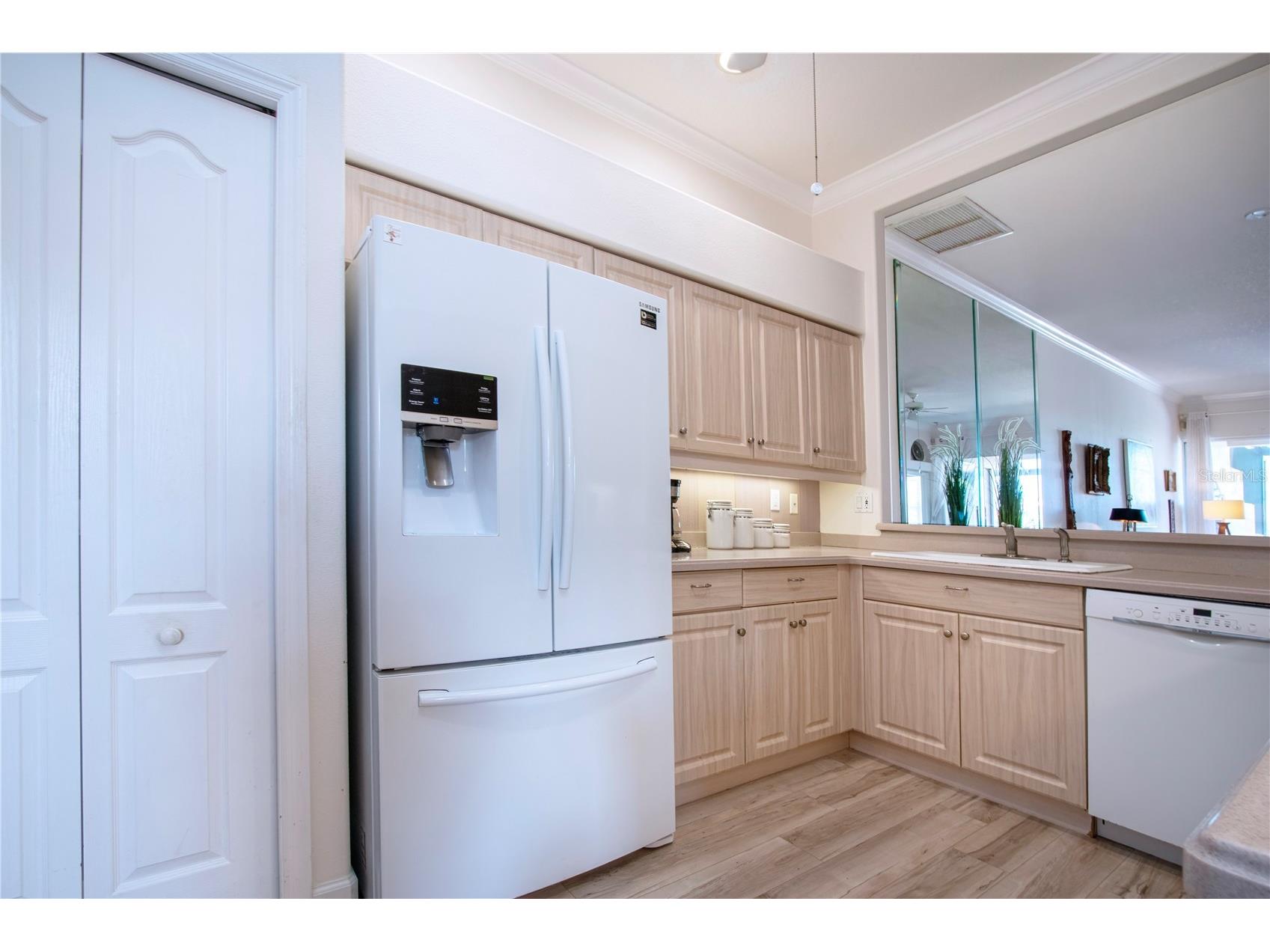 9448 Forest Hills Circle Sarasota FL 34238 TB8484374 image22