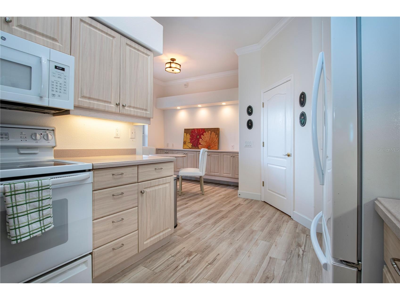 9448 Forest Hills Circle Sarasota FL 34238 TB8484374 image24