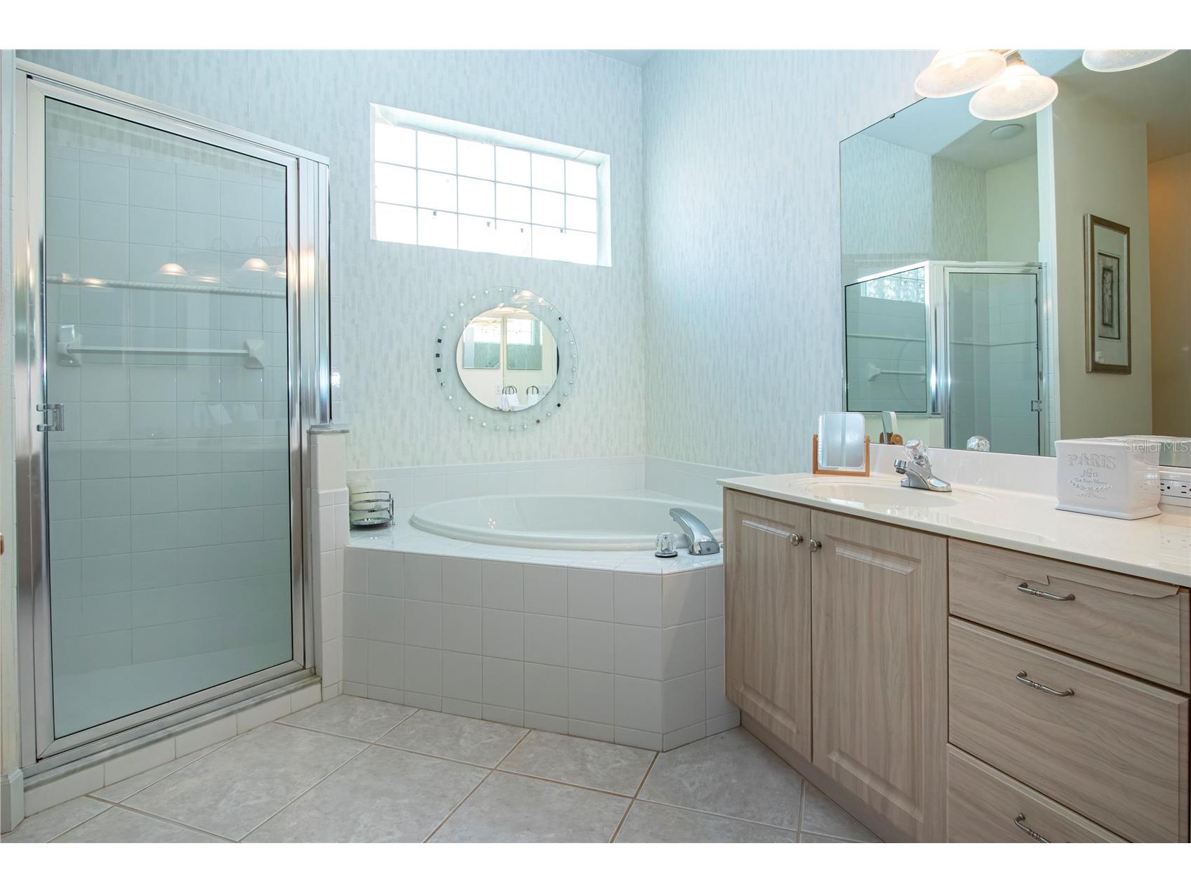 9448 Forest Hills Circle Sarasota FL 34238 TB8484374 image34