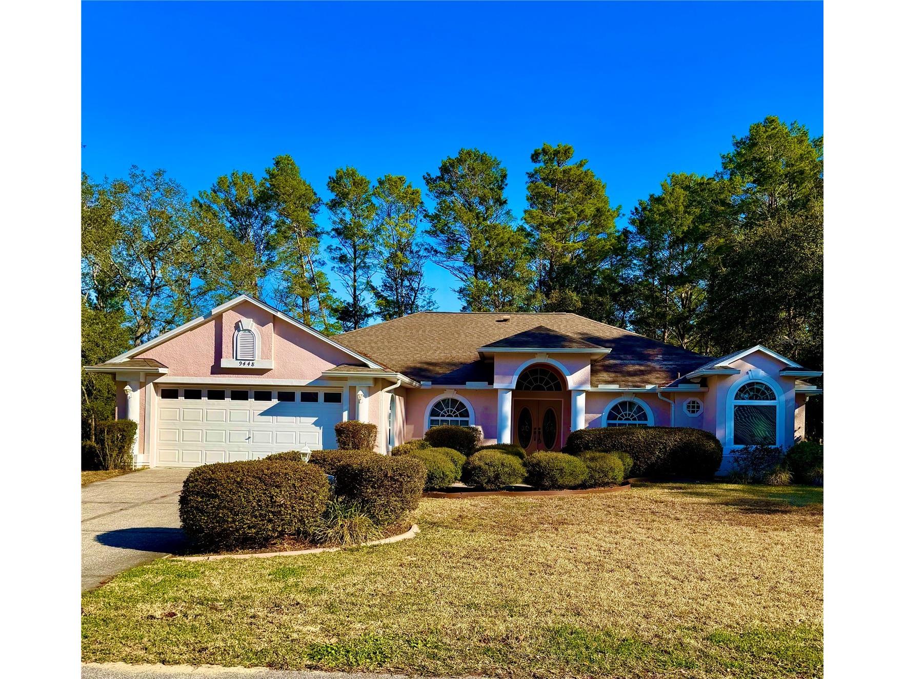 9448 Tooke Shore Drive Weeki Wachee FL 34613 W7882642 image1