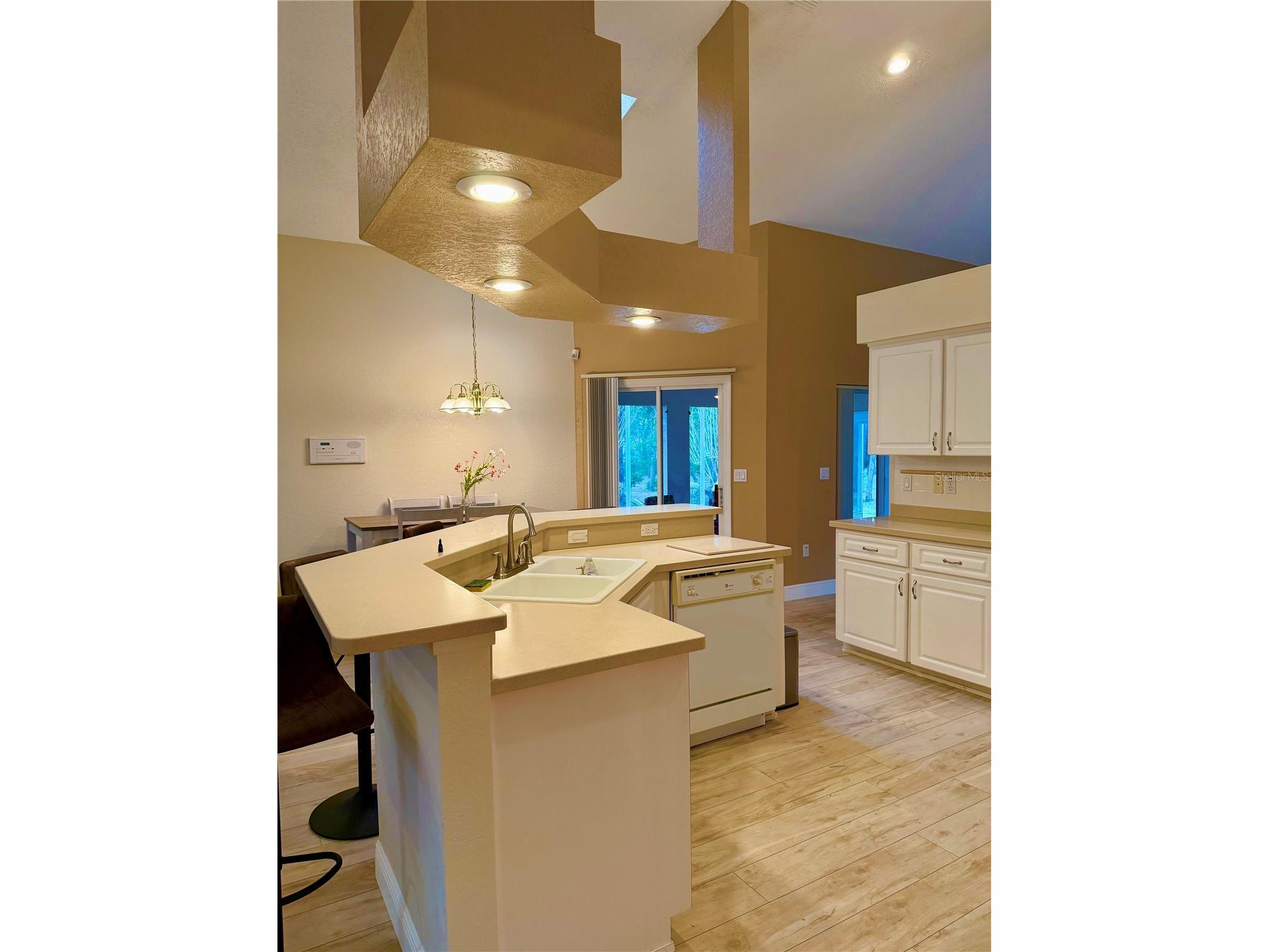 9448 Tooke Shore Drive Weeki Wachee FL 34613 W7882642 image8