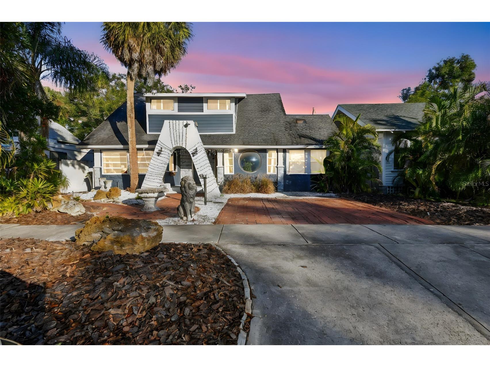 945 11th Street N Saint Petersburg FL 33705 TB8478997 image1