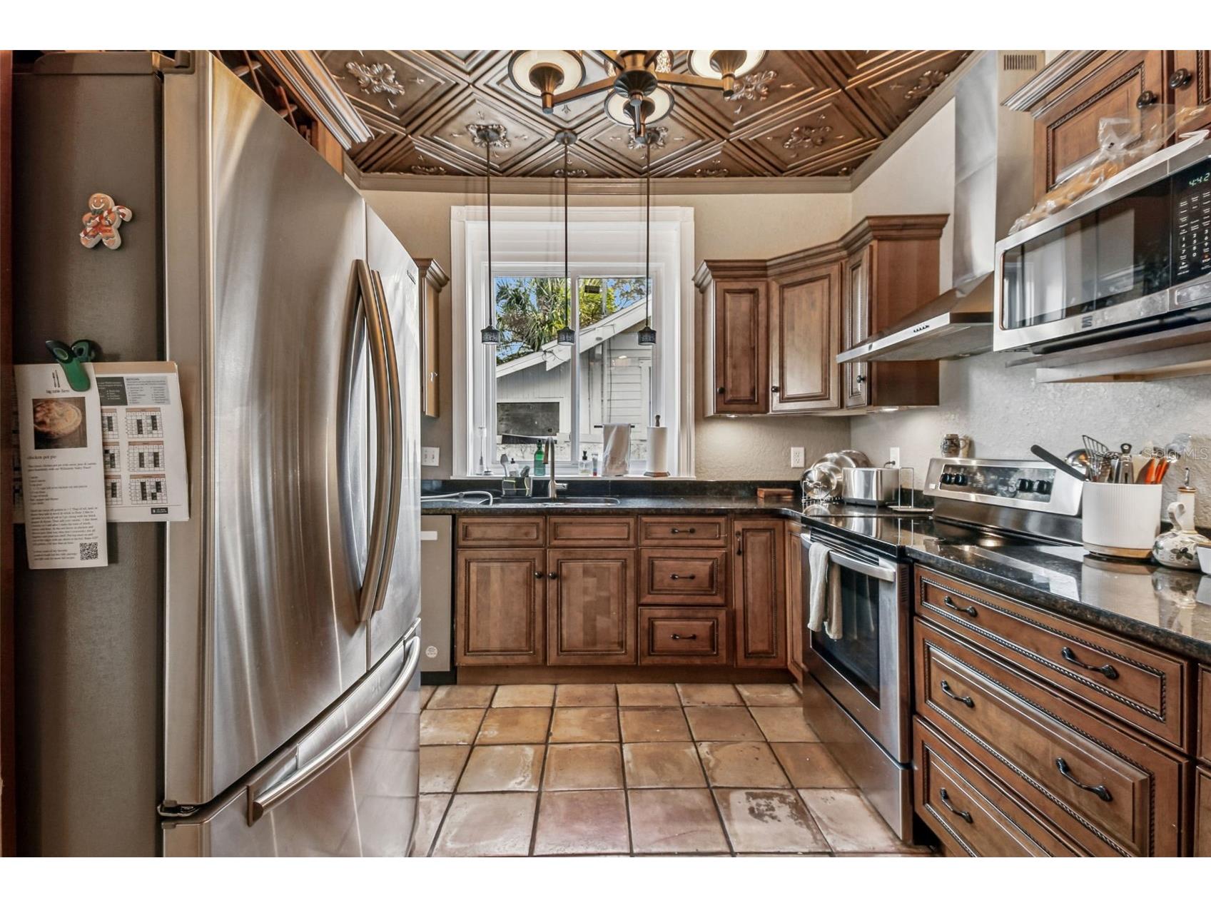 945 11th Street N Saint Petersburg FL 33705 TB8478997 image11