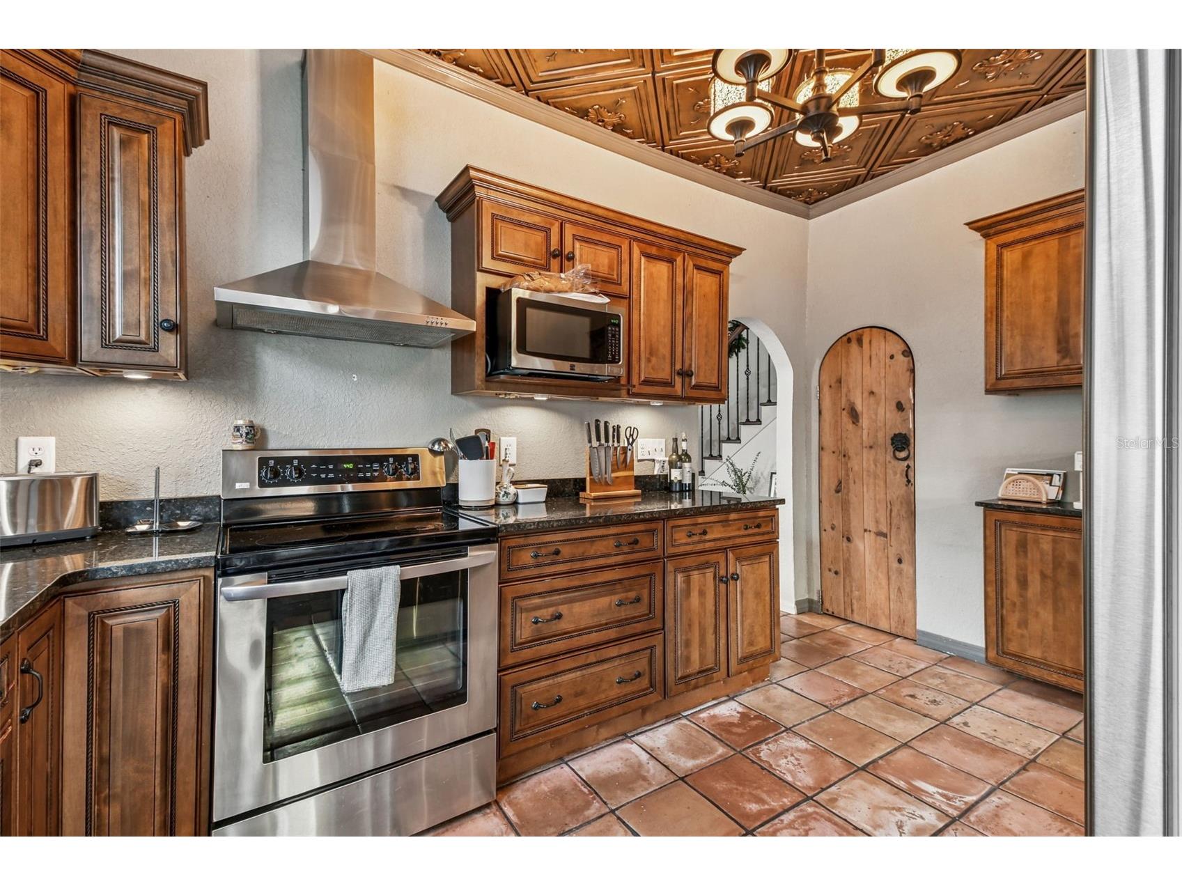 945 11th Street N Saint Petersburg FL 33705 TB8478997 image13