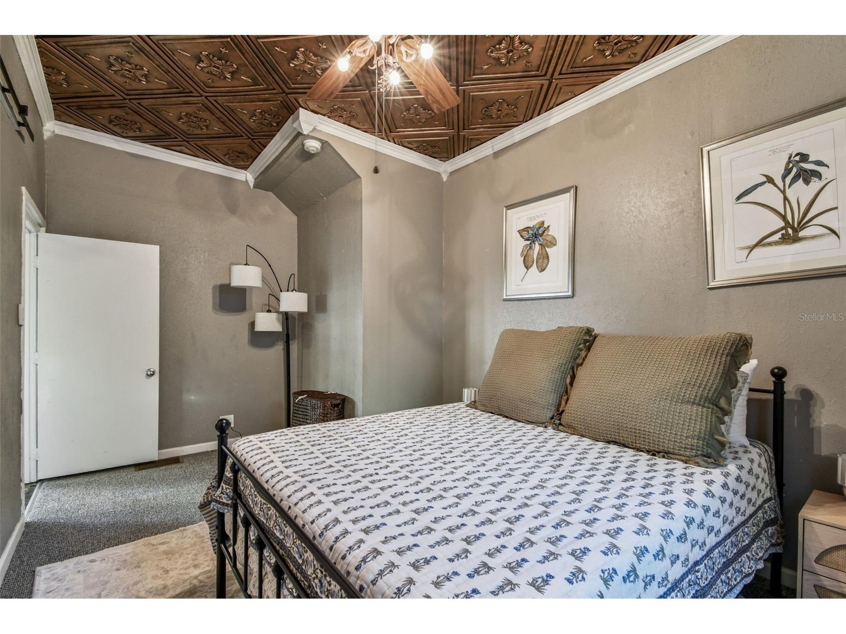 945 11th Street N Saint Petersburg FL 33705 TB8478997 image20