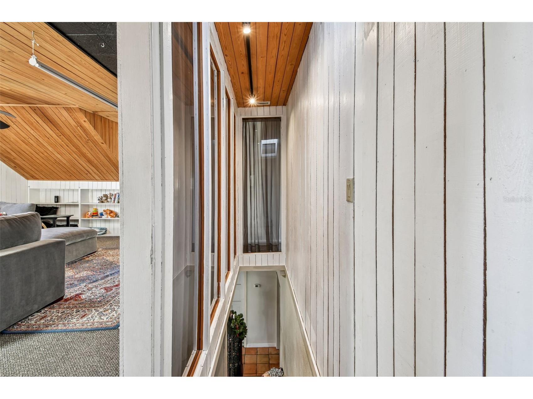 945 11th Street N Saint Petersburg FL 33705 TB8478997 image23