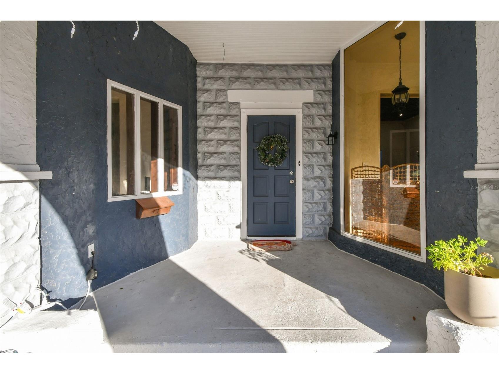 945 11th Street N Saint Petersburg FL 33705 TB8478997 image3